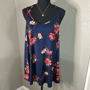 NWT PAPERMOON Relaxed Tank Top in‎ blue floral